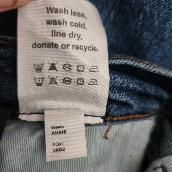 Reformation | Donna High Waist Raw Hem Bootcut Jeans in Amani - Size 28 - Picture 11 of 11